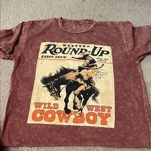 Women’s Wild West Cowboy Graphic Tee - Maroon